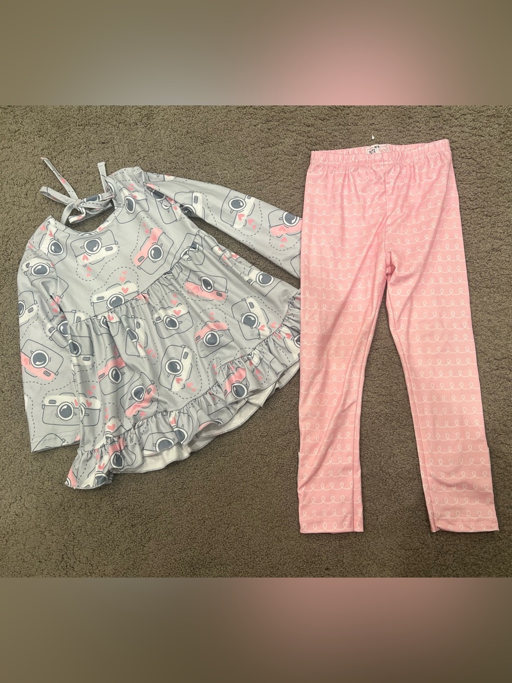 Pete + Lucy Camera Pants Set